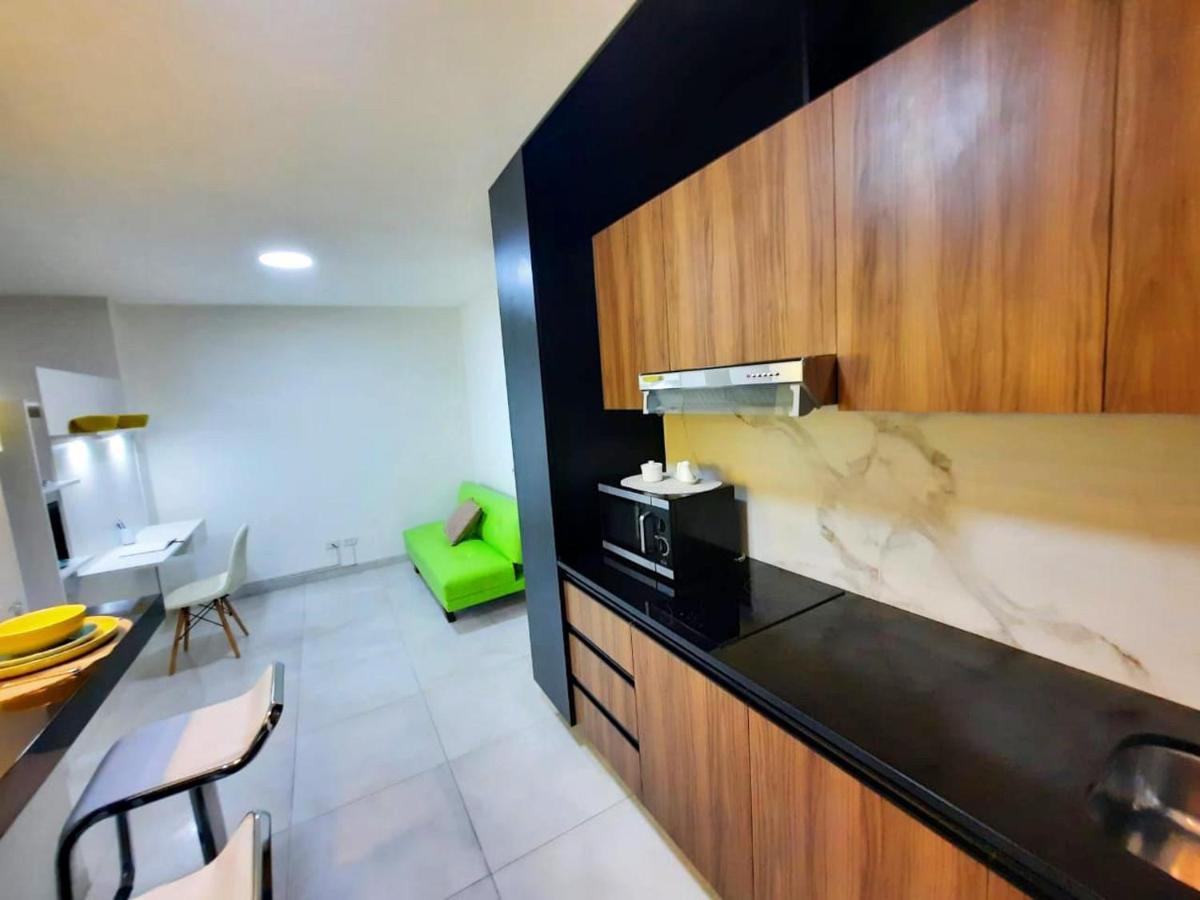 Apto Moderno Con Piscina De Borde Infinito ซานตาครูซเดอลาเซียร์รา ภายนอก รูปภาพ